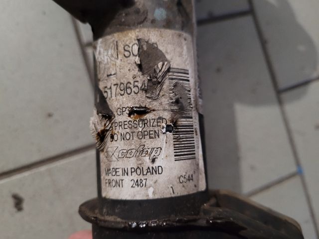 bontott FIAT GRANDE PUNTO Jobb első Gólyaláb (Lengécsillapító, Rugó)