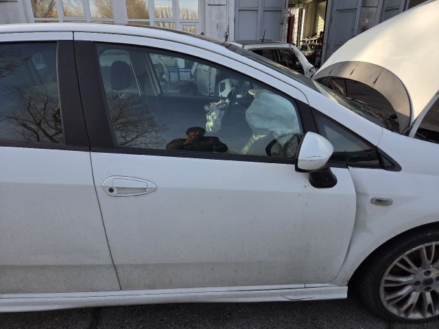 bontott FIAT GRANDE PUNTO Váltó (Mechanikus)
