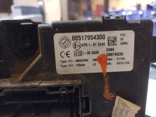 bontott FIAT GRANDE PUNTO Biztosítéktábla Motortér