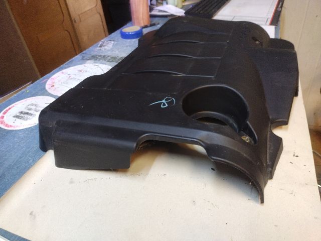 bontott FIAT GRANDE PUNTO Felső Motorburkolat