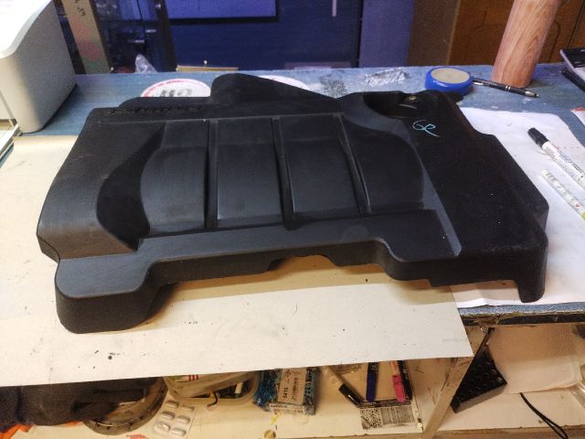 bontott FIAT GRANDE PUNTO Felső Motorburkolat