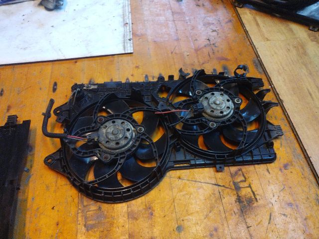 bontott FIAT GRANDE PUNTO Hűtőventilátor