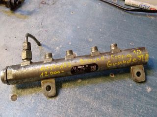 bontott FIAT GRANDE PUNTO Közösnyomócső