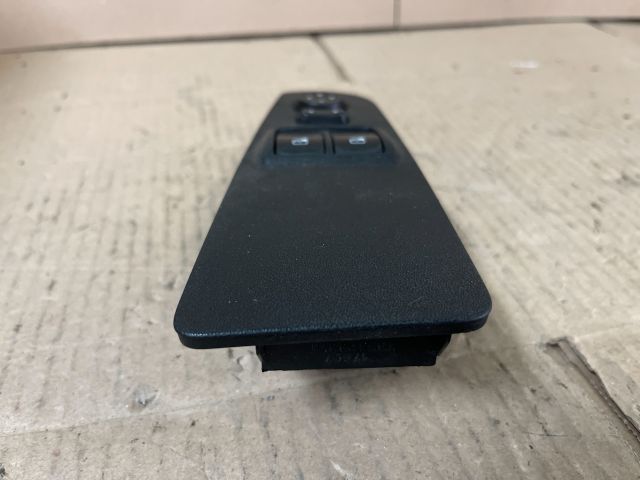 bontott FIAT GRANDE PUNTO Ablakemelő és Tükör Kapcsoló