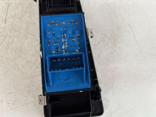 bontott FIAT GRANDE PUNTO Ablakemelő Kapcsoló Négyes / Kettes