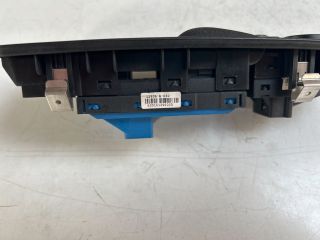 bontott FIAT GRANDE PUNTO Ablakemelő Kapcsoló Négyes / Kettes