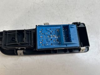 bontott FIAT GRANDE PUNTO Ablakemelő Kapcsoló Négyes / Kettes