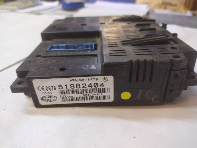 bontott FIAT GRANDE PUNTO ARC Tömb