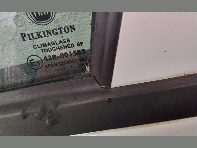 bontott FIAT GRANDE PUNTO Bal első Ablak