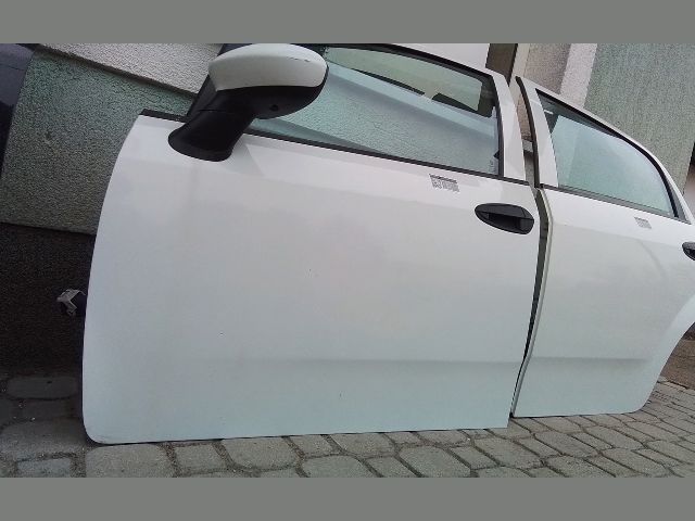 bontott FIAT GRANDE PUNTO Bal első Ablak