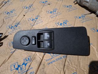 bontott FIAT GRANDE PUNTO Bal első Ablakemelő Kapcsoló