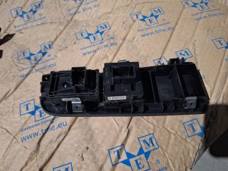 bontott FIAT GRANDE PUNTO Bal első Ablakemelő Kapcsoló