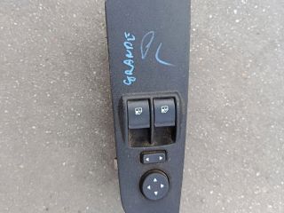 bontott FIAT GRANDE PUNTO Bal első Ablakemelő Kapcsoló