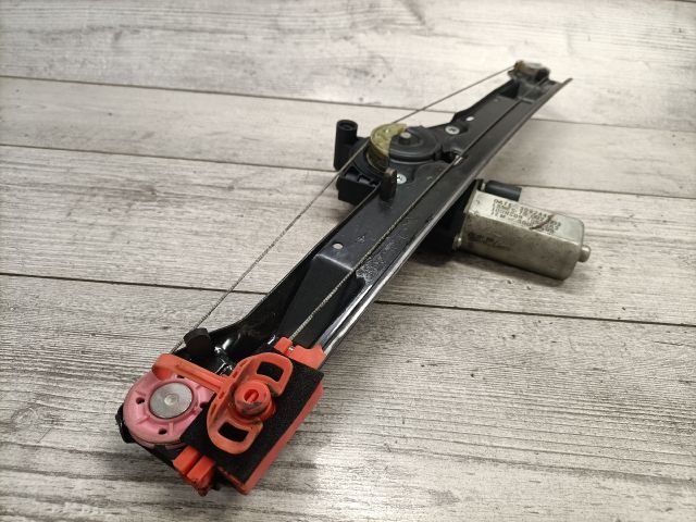 bontott FIAT GRANDE PUNTO Bal első Ablakemelő Szerkezet (Elektromos)