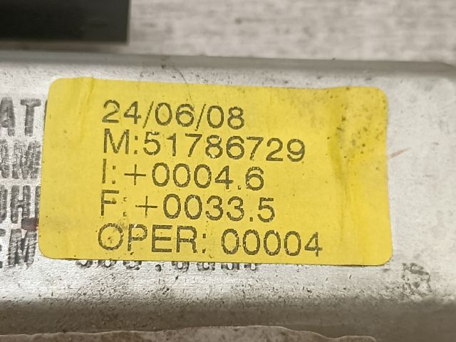 bontott FIAT GRANDE PUNTO Bal első Ablakemelő Szerkezet (Elektromos)