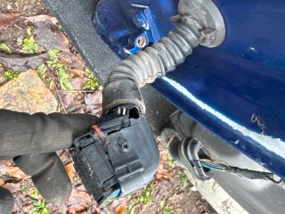 bontott FIAT GRANDE PUNTO Bal első Ajtó (Részeivel)