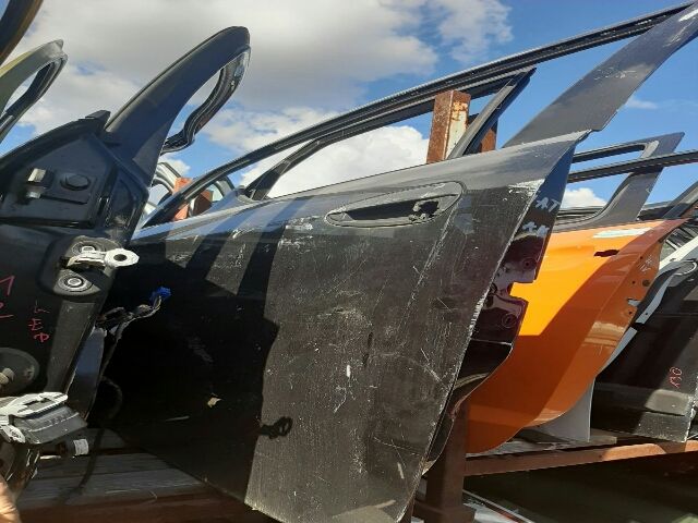 bontott FIAT GRANDE PUNTO Bal első Ajtó (Üres lemez)