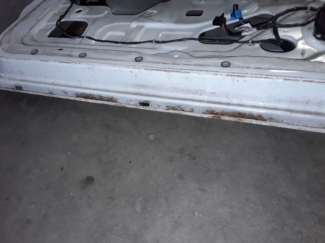 bontott FIAT GRANDE PUNTO Bal első Ajtó (Üres lemez)