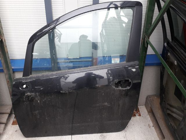 bontott FIAT GRANDE PUNTO Bal első Ajtó (Üres lemez)