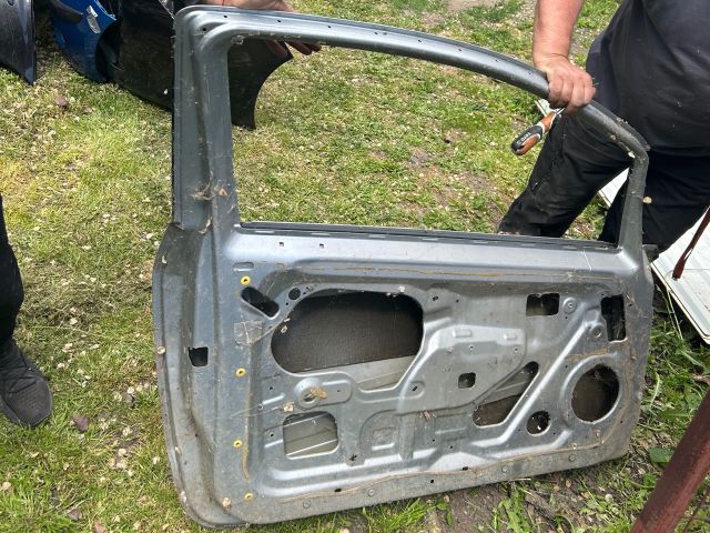 bontott FIAT GRANDE PUNTO Bal első Ajtó (Üres lemez)