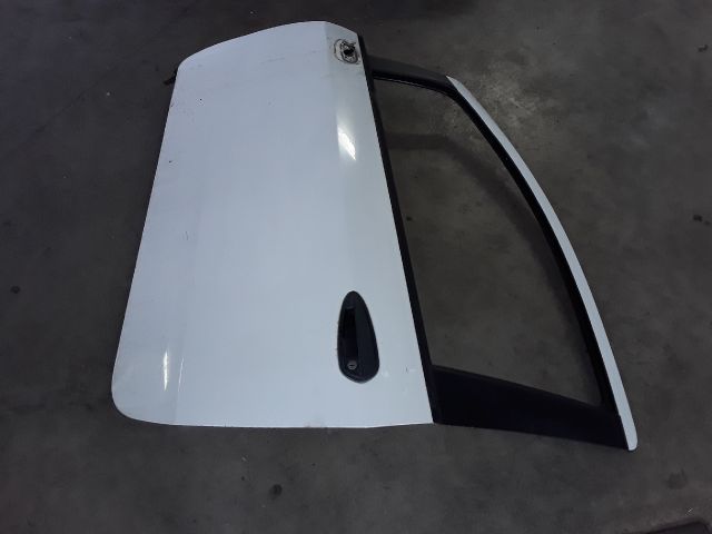 bontott FIAT GRANDE PUNTO Bal első Ajtó (Üres lemez)