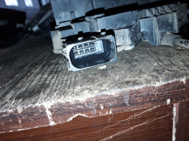 bontott FIAT GRANDE PUNTO Bal első Ajtózár