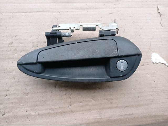 bontott FIAT GRANDE PUNTO Bal első Külső Kilincs