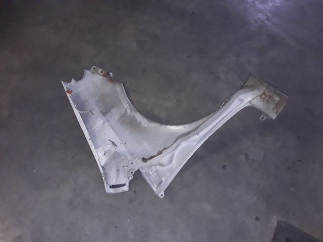 bontott FIAT GRANDE PUNTO Bal első Sárvédő