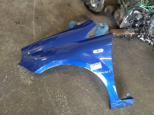 bontott FIAT GRANDE PUNTO Bal első Sárvédő