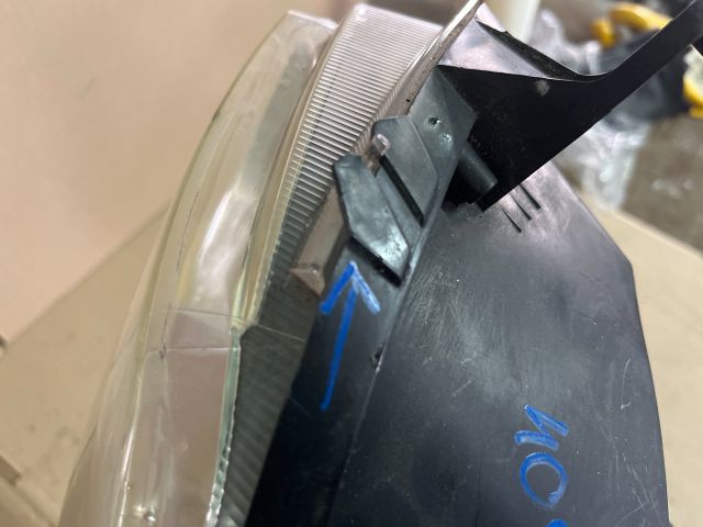 bontott FIAT GRANDE PUNTO Bal Fényszóró