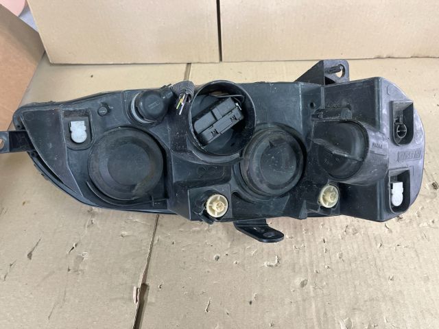 bontott FIAT GRANDE PUNTO Bal Fényszóró