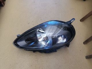 bontott FIAT GRANDE PUNTO Bal Fényszóró