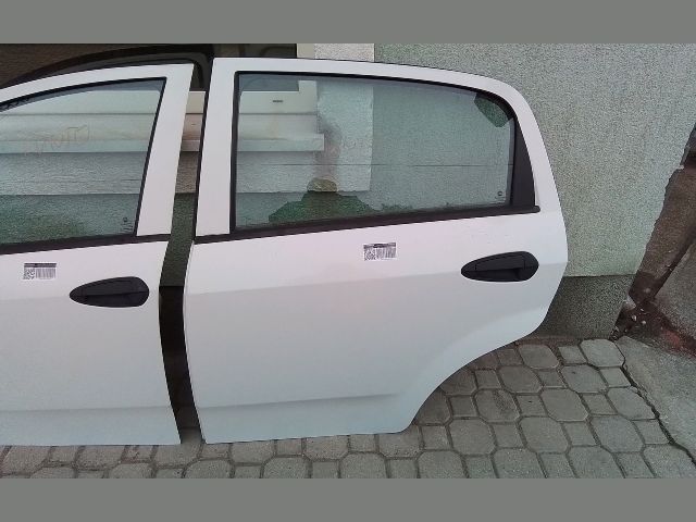 bontott FIAT GRANDE PUNTO Bal hátsó Ablak