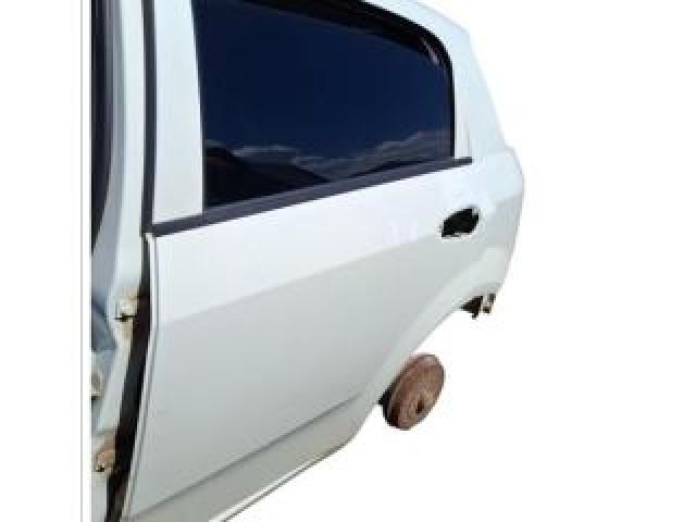 bontott FIAT GRANDE PUNTO Bal hátsó Ajtó (Üres lemez)