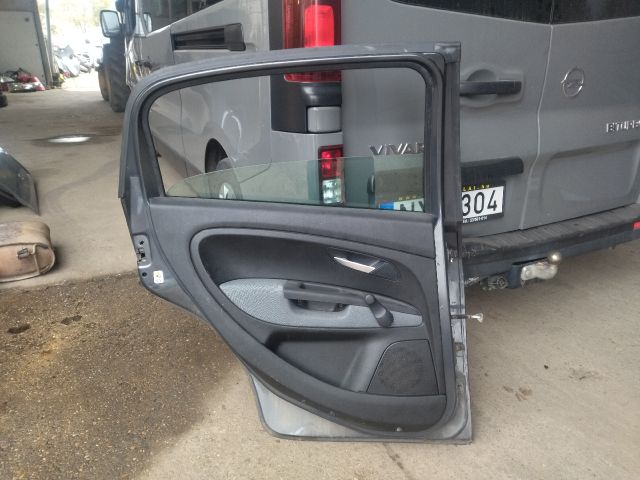 bontott FIAT GRANDE PUNTO Bal hátsó Ajtó (Üres lemez)