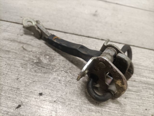 bontott FIAT GRANDE PUNTO Bal hátsó Ajtóhatároló