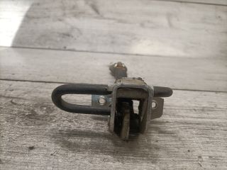 bontott FIAT GRANDE PUNTO Bal hátsó Ajtóhatároló