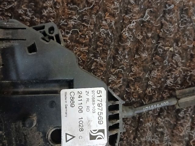 bontott FIAT GRANDE PUNTO Bal hátsó Ajtózár