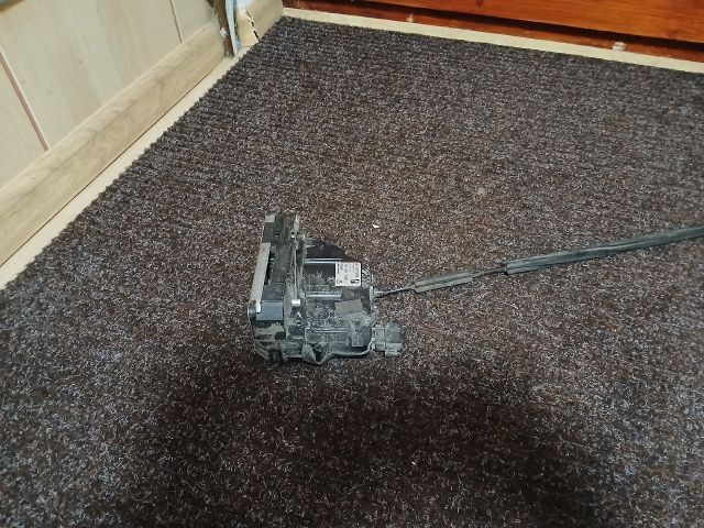 bontott FIAT GRANDE PUNTO Bal hátsó Ajtózár