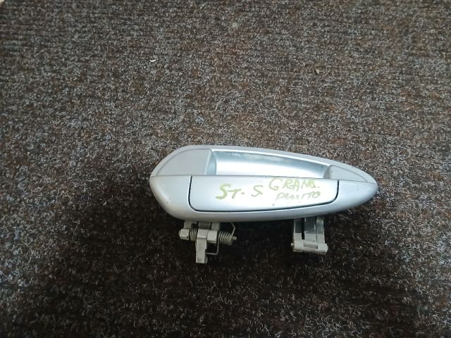 bontott FIAT GRANDE PUNTO Bal hátsó Külső Kilincs