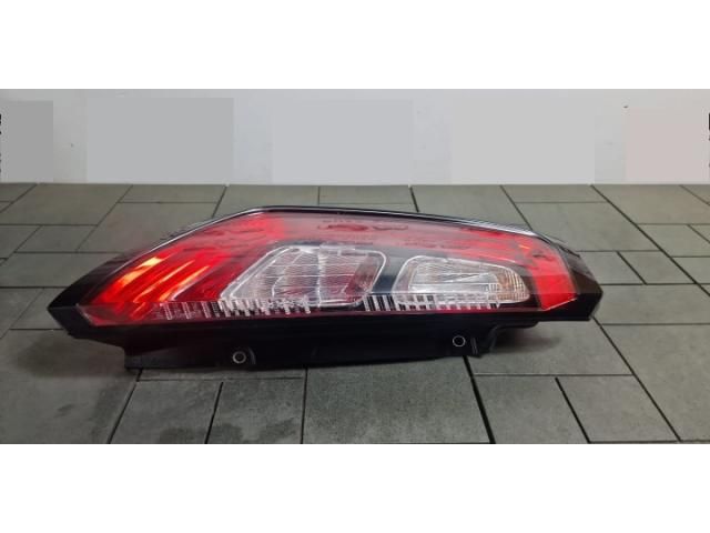 bontott FIAT GRANDE PUNTO Bal Külső Hátsó Lámpa