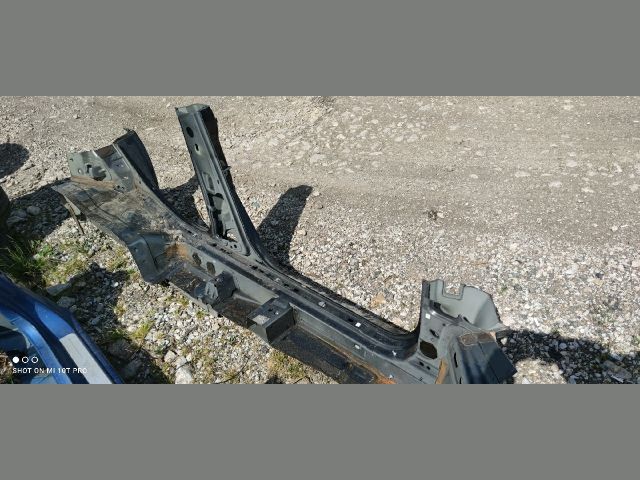 bontott FIAT GRANDE PUNTO Bal Küszöb