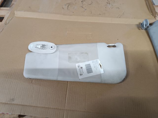 bontott FIAT GRANDE PUNTO Bal Napellenző