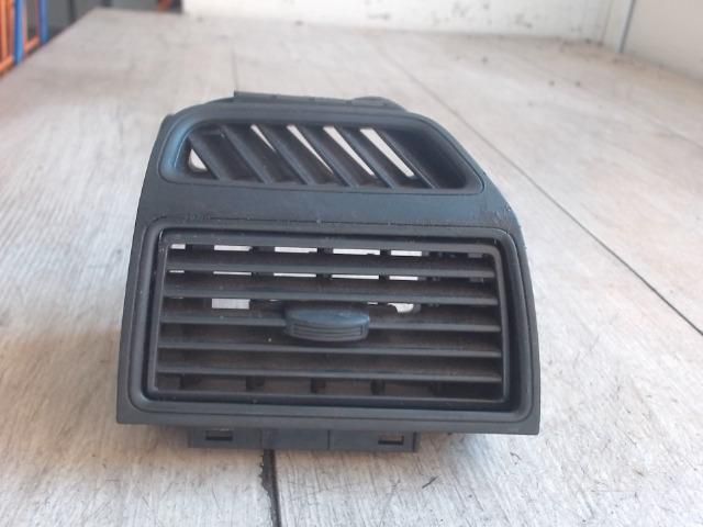 bontott FIAT GRANDE PUNTO Bal Szellőző