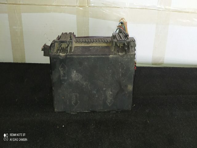 bontott FIAT GRANDE PUNTO Biztosítéktábla Motortér