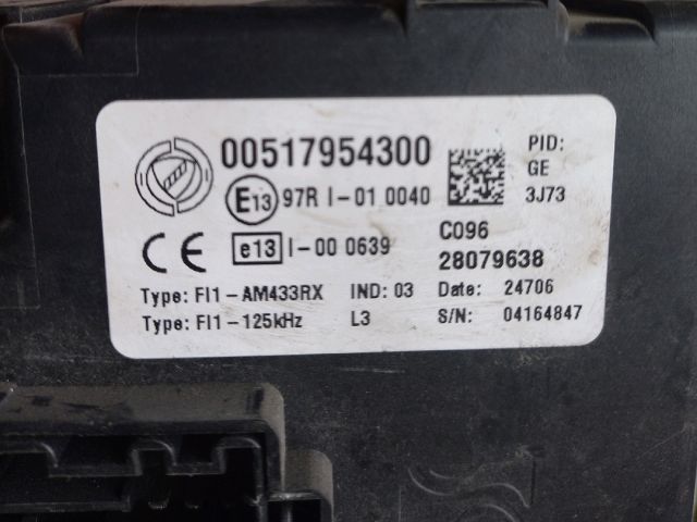 bontott FIAT GRANDE PUNTO Biztosítéktábla Utastér