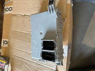 bontott FIAT GRANDE PUNTO Biztosítéktábla Utastér