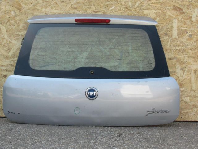 bontott FIAT GRANDE PUNTO Csomagtérajtó (Üres lemez)