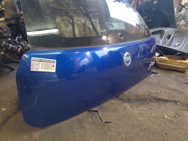 bontott FIAT GRANDE PUNTO Csomagtérajtó (Üres lemez)