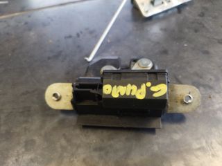 bontott FIAT GRANDE PUNTO Csomagtérajtó Zárszerkezet